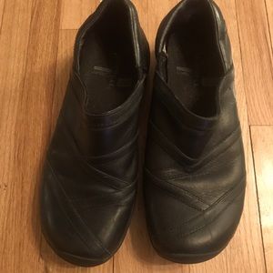 Merrell Shoes, like new 8.5